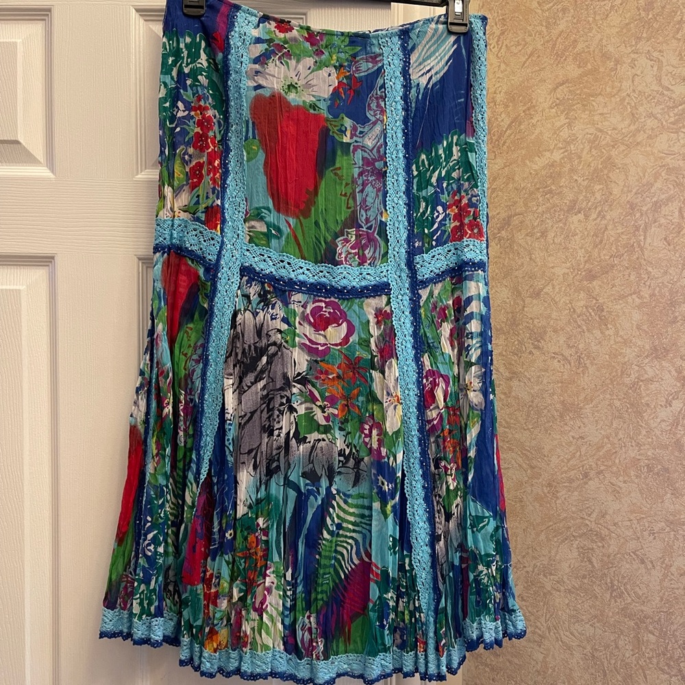 Alberto Makali colorful bedazzled skirt size 10